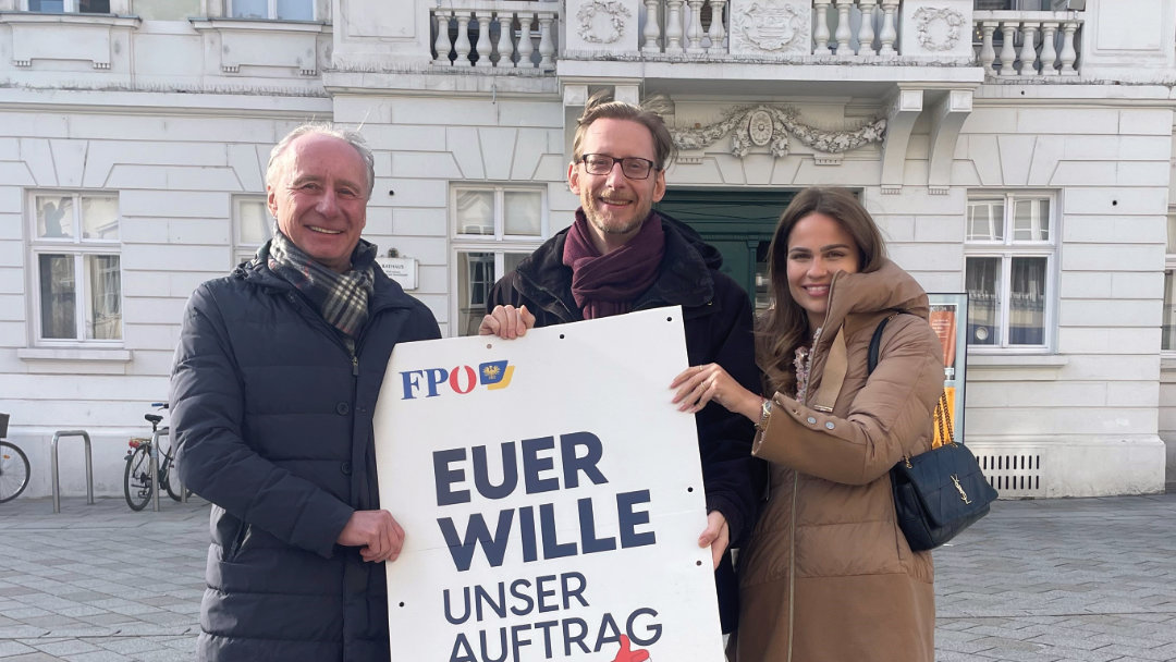 Freiheitlicher Erdrutschsieg bei Gemeinderatswahl: Carmen Schnedl, GR Gottfried Forsthuber und René Hansy (v.l).